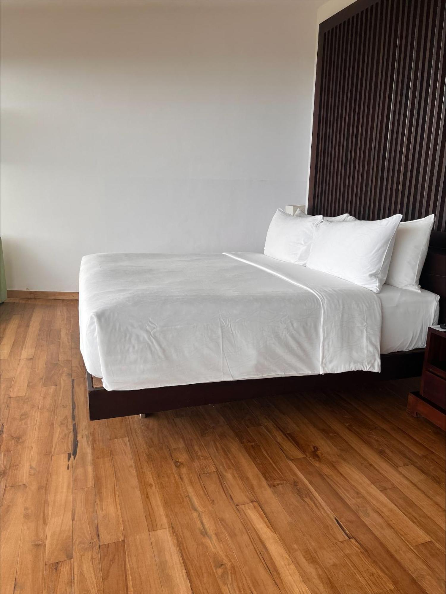 Occidental Eden Beruwala Hotel Bentota Szoba fotó